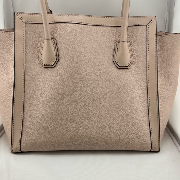 Michael Kors Beige Tote Bag - Picture 4 of 7